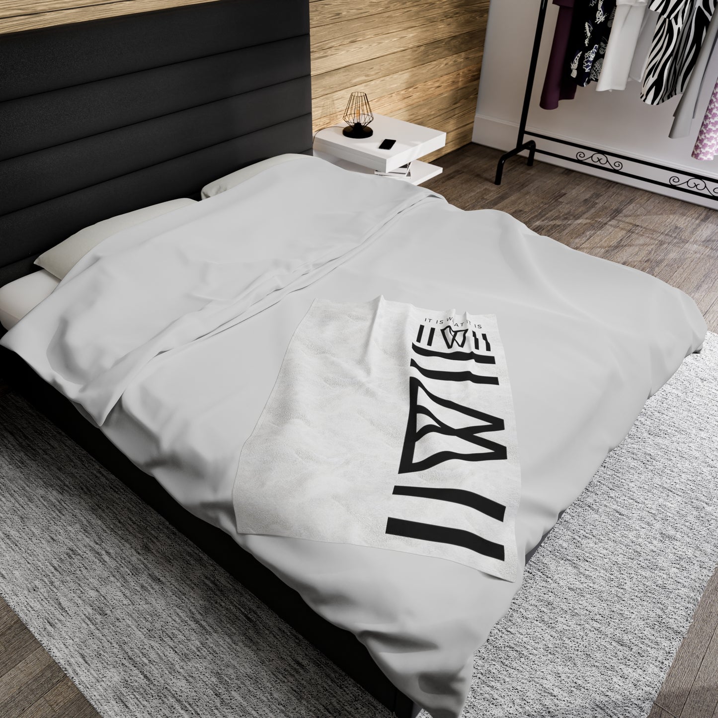 IIWII branded *LOGO* Velveteen Plush Blanket